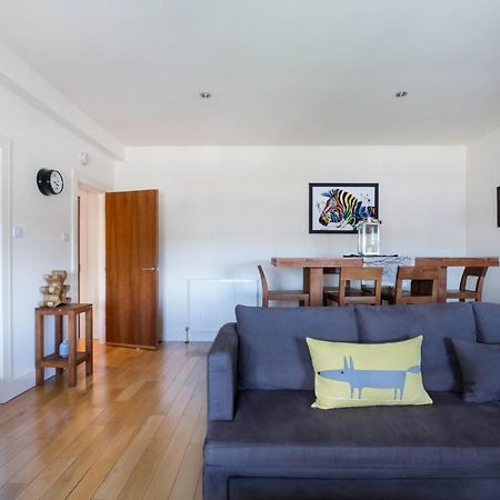 Brunswick St Apartment เอดินบะระ ภายนอก รูปภาพ