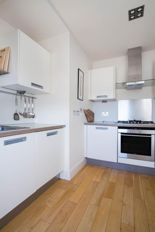 Brunswick St Apartment เอดินบะระ ภายนอก รูปภาพ
